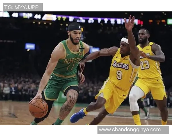 12月26日湖人与快船的精彩对决中文回放全程回顾与分析 12月26日湖人与快船的精彩对决中文回放全程回顾与分析