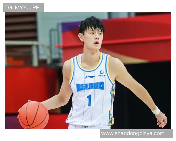 媒体人主张曾凡博先打澳洲NBL 等CBA季后赛再回北京男篮争冠 媒体人主张曾凡博先打澳洲NBL 等CBA季后赛再回北京男篮争冠